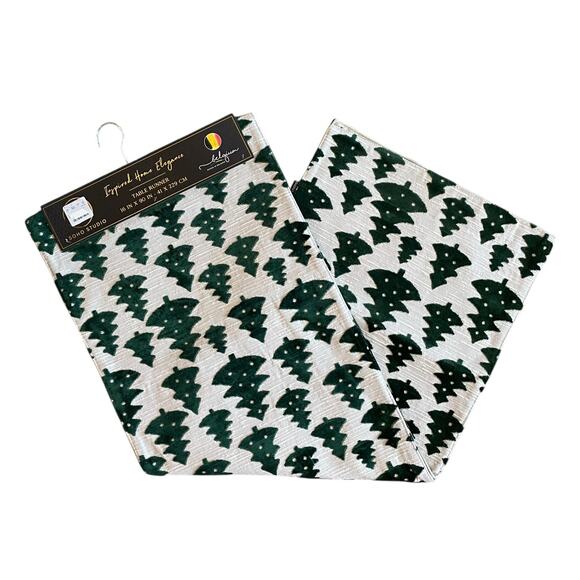 Green Velvet Christmas Tree Table Runner 16x90 Made in Belgium New - Picture 2 of 12